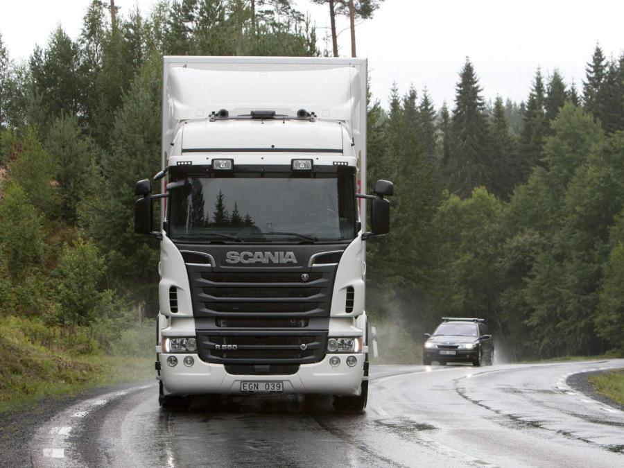  Scania R560 6x2 Highline 2009 года  (фото 2 из 9)